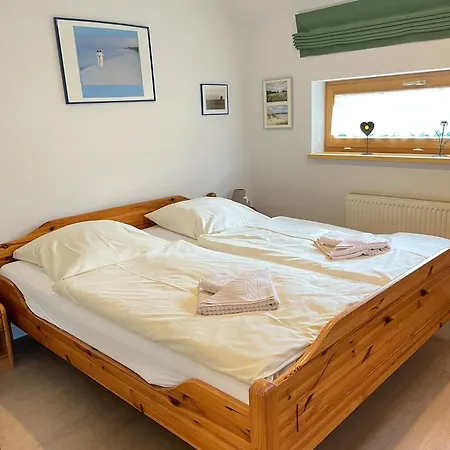 Am Vogelpark - Boddenhaus 60 *