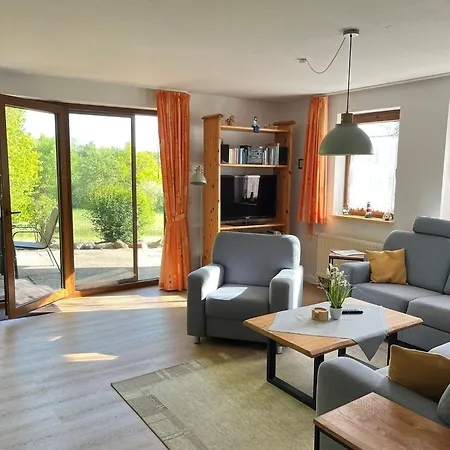 Am Vogelpark - Boddenhaus 60 Ferienhaus *